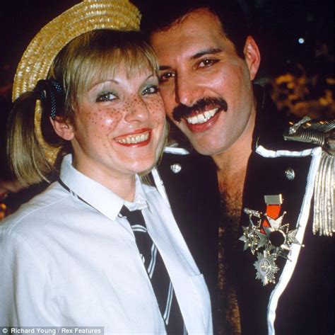 freddie mercury wife death